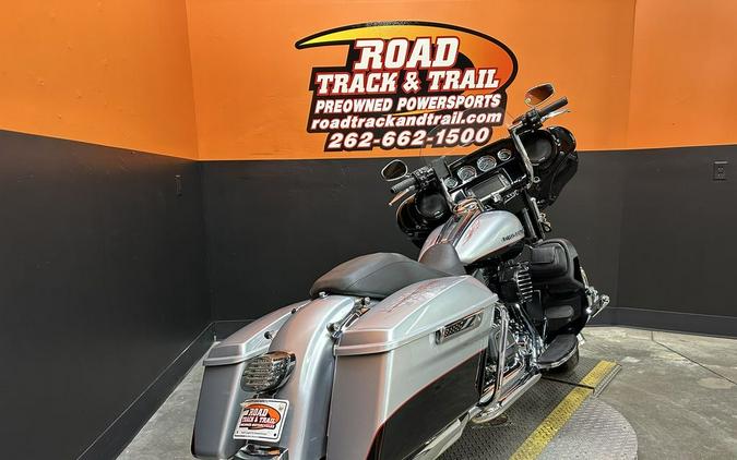 2015 Harley-Davidson® FLHXS - Street Glide® Special