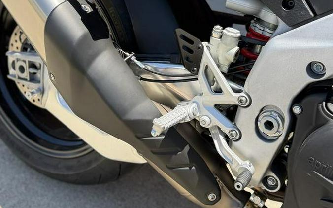 2024 Aprilia® Tuono V4 1100