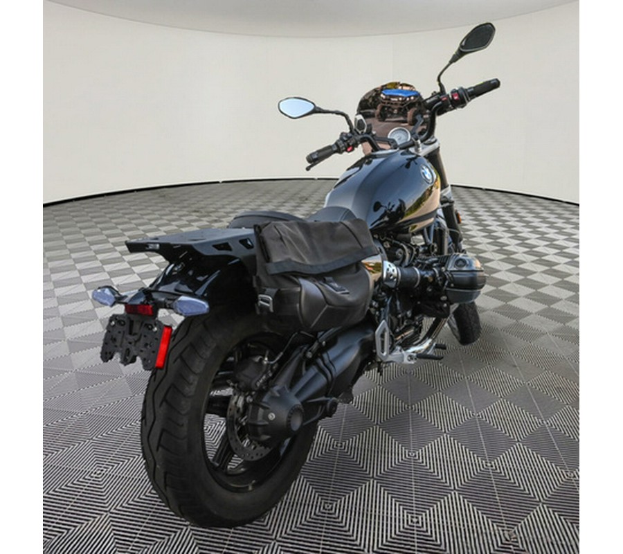 2024 BMW R 12 Blackstorm Metallic