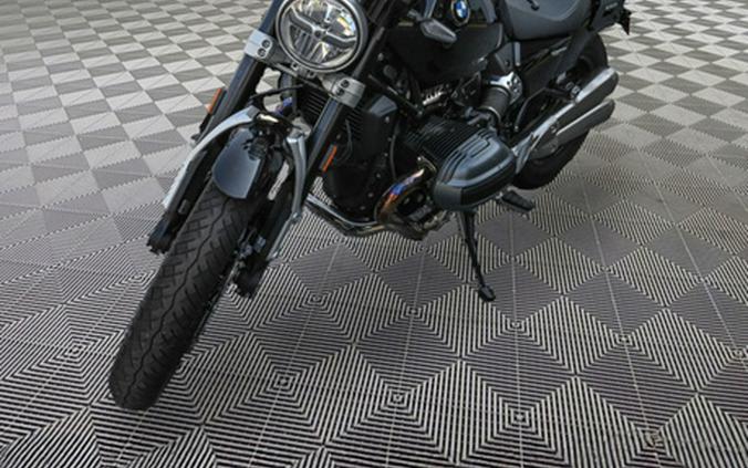 2024 BMW R 12 Blackstorm Metallic