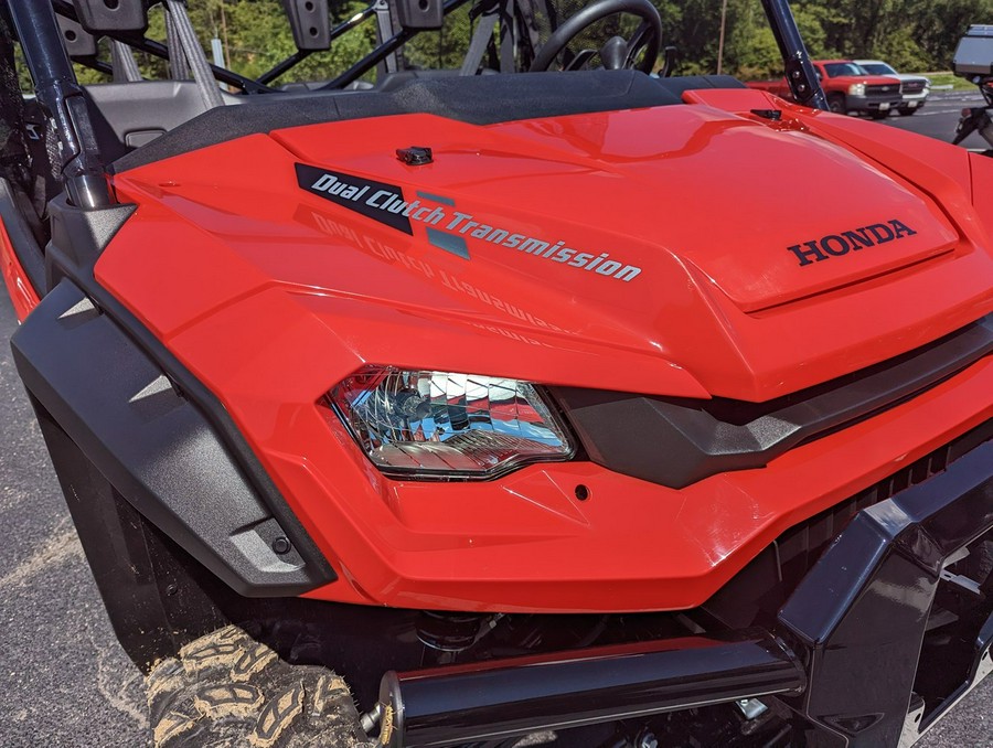 2023 Honda PIONEER 1000-6 Deluxe Crew