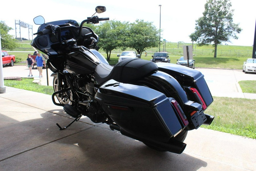 2024 Harley-Davidson® FLTRX - Road Glide®