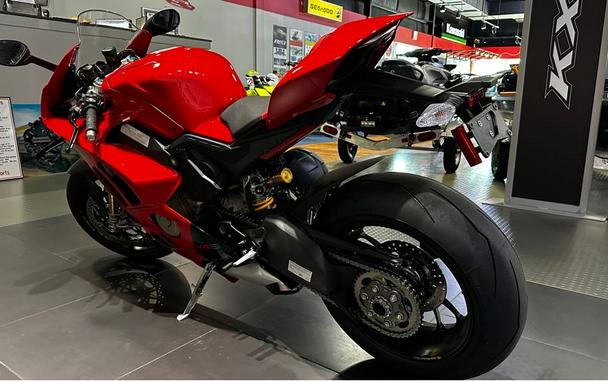 2024 Ducati Panigale V4 S