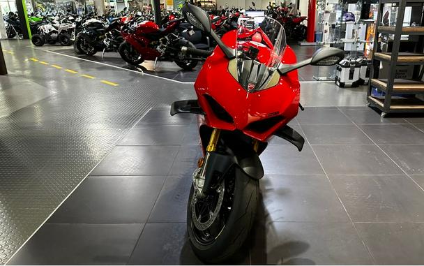 2024 Ducati Panigale V4 S