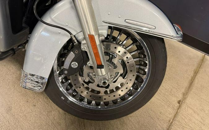 2012 Harley-Davidson Touring FLHTK - Electra Glide Ultra Limited