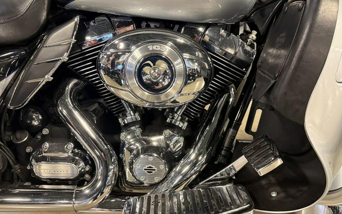 2012 Harley-Davidson Touring FLHTK - Electra Glide Ultra Limited