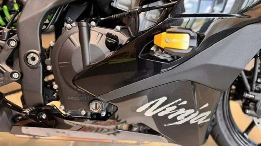 Used 2024 Kawasaki Ninja ZX-4RR