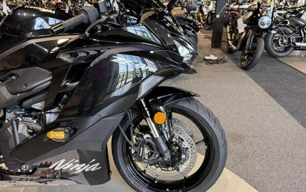 Used 2024 Kawasaki Ninja ZX-4RR