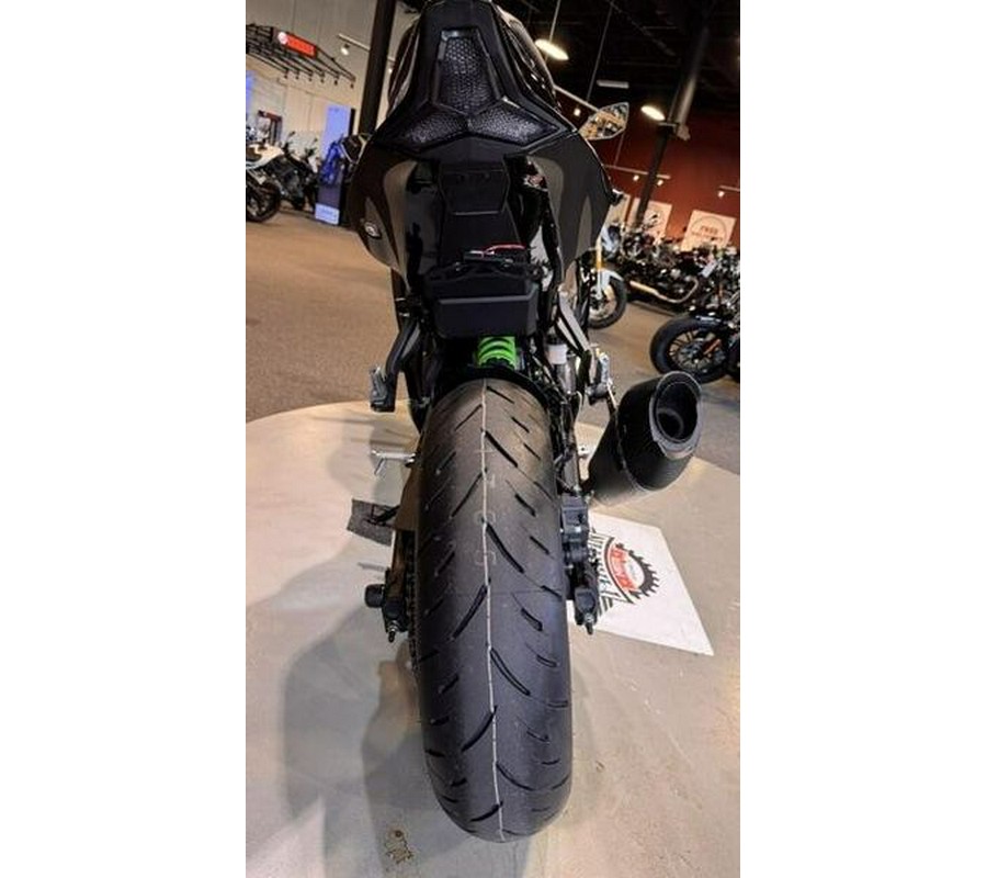 Used 2024 Kawasaki Ninja ZX-4RR