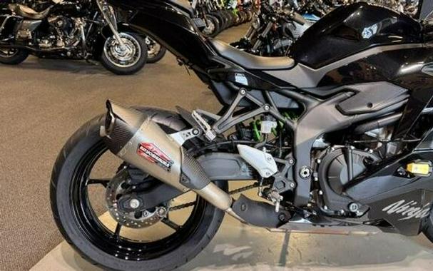 Used 2024 Kawasaki Ninja ZX-4RR