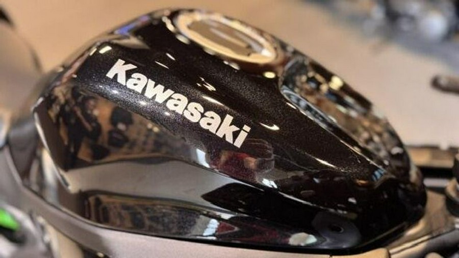 Used 2024 Kawasaki Ninja ZX-4RR