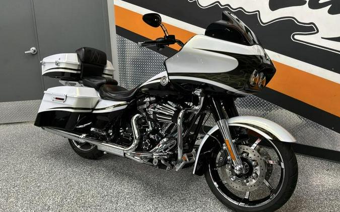 2012 Harley-Davidson® FLTRXSE - CVO™ Road Glide® Custom