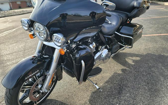 2020 Harley-Davidson Ultra Limited Vivid Black