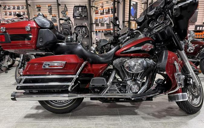 2006 Harley-Davidson® FLHTCUI - Ultra Classic® Electra Glide®