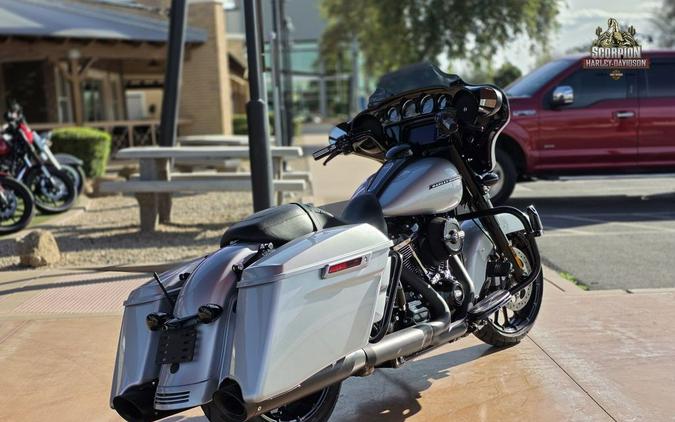 2019 Harley-Davidson® FLHXS - Street Glide® Special