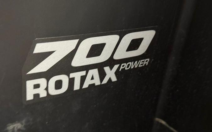 2023 Can-Am OUTLANDER 700