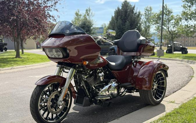 FLTRT 2024 Road Glide 3