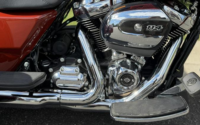 FLTRT 2024 Road Glide 3