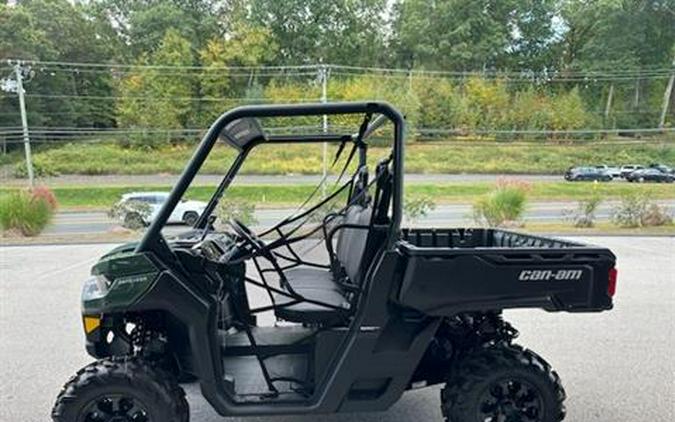 2024 Can-Am Defender DPS HD10