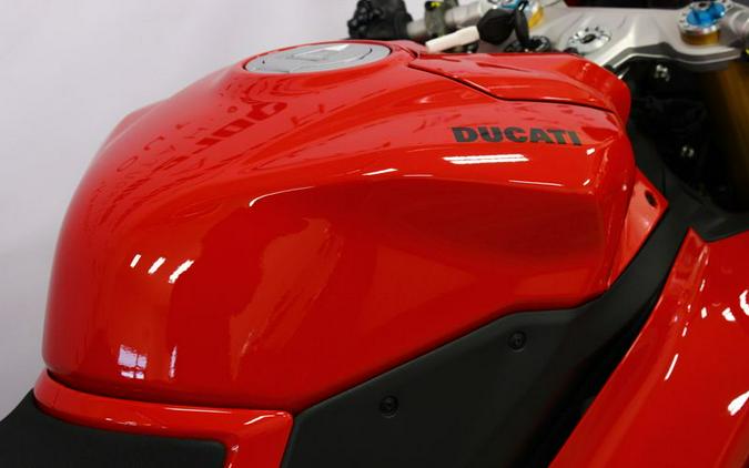 New 2026 Ducati PANIGALE V2