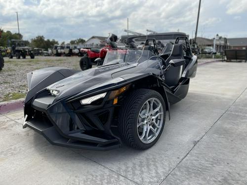 2021 Polaris Slingshot SL Review: With AutoDrive and Paddle Shifters