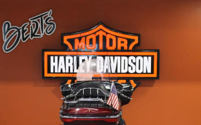 2014 Harley-Davidson® FLHTCUTG - Tri Glide® Ultra