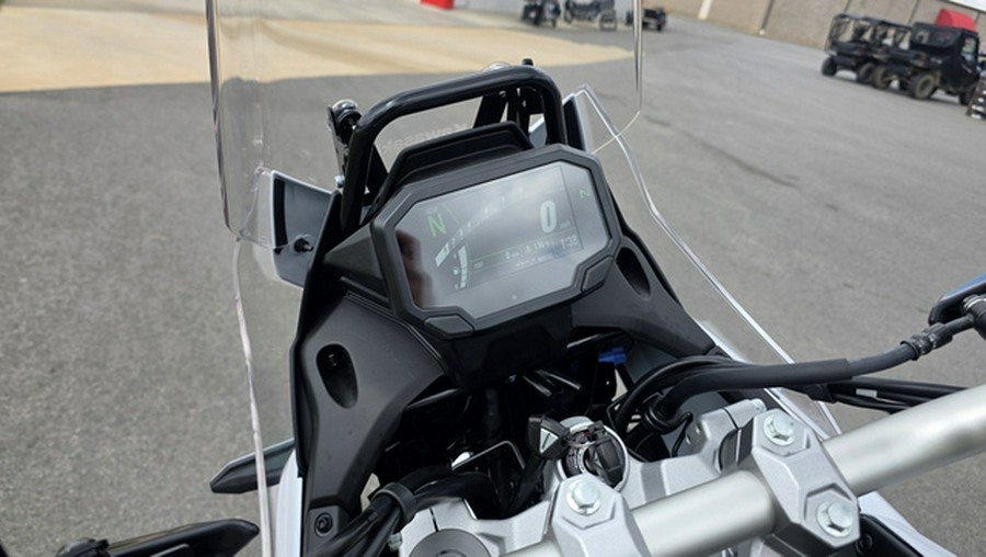 2026 Kawasaki KLE 500 ABS SE