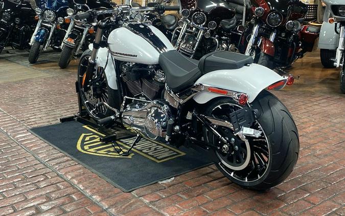 2024 Harley-Davidson FXBR - Breakout