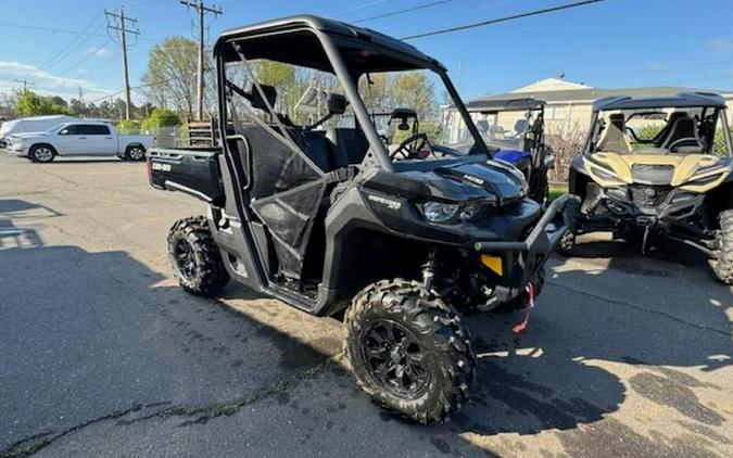 2024 Can-Am® Defender XT HD10