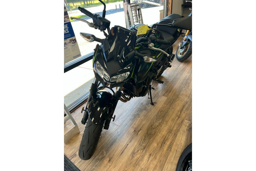 2022 Kawasaki Z650 Base