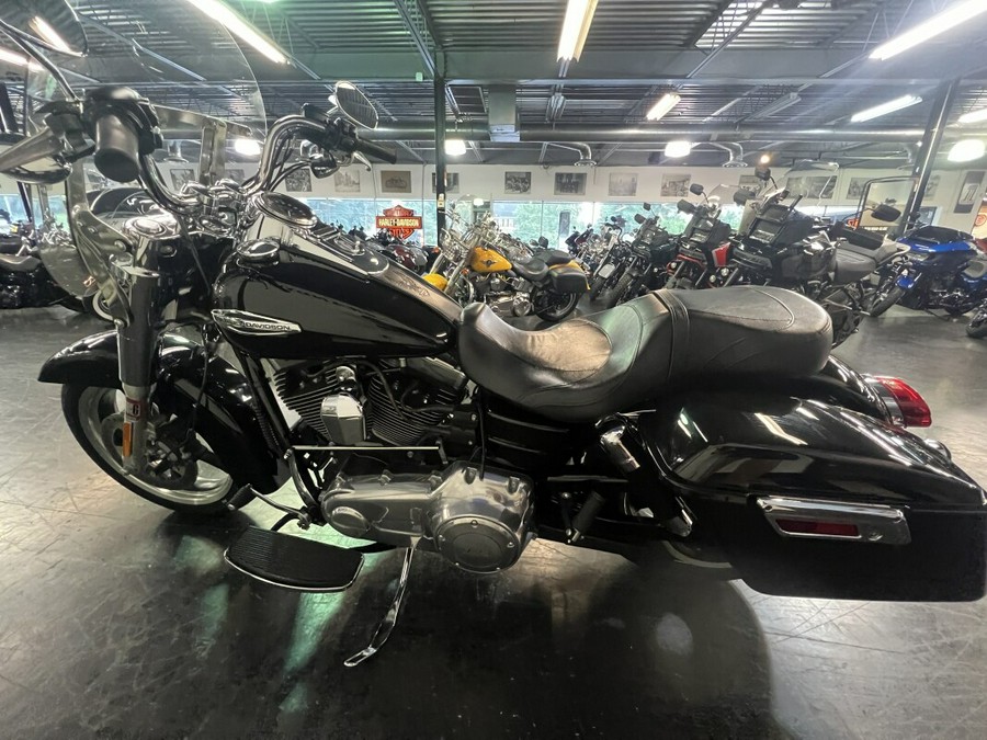 2015 Harley-Davidson Switchback Vivid Black FLD