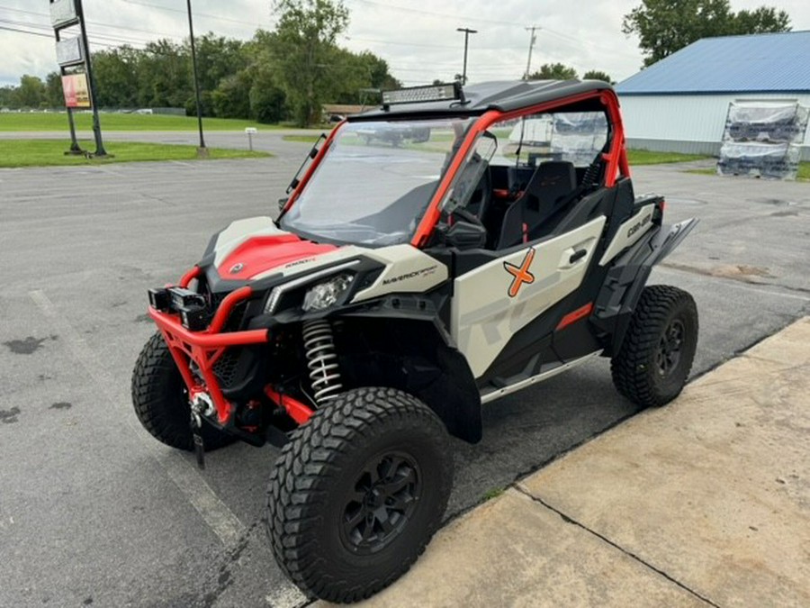 2022 Can-Am Maverick Sport X RC 1000R