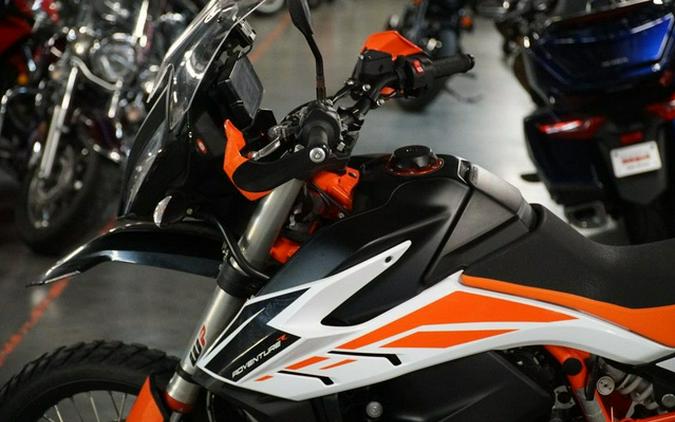 2020 KTM Adventure 790 R