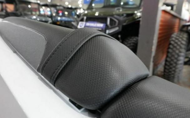 2026 Kawasaki KLE®500 SE ABS