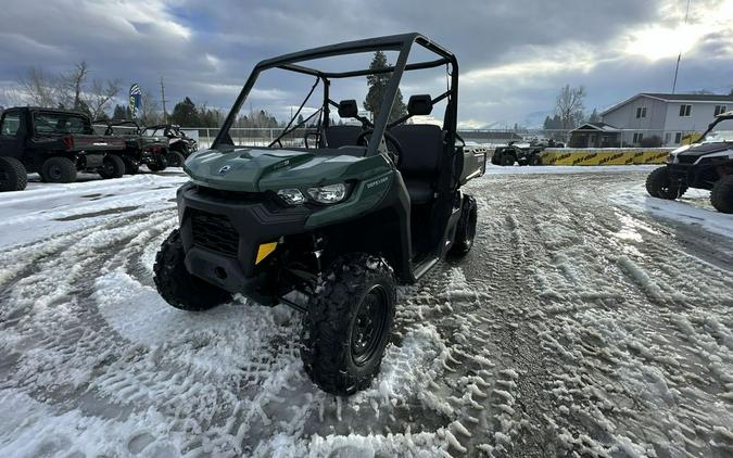 2024 Can-Am® Defender HD9