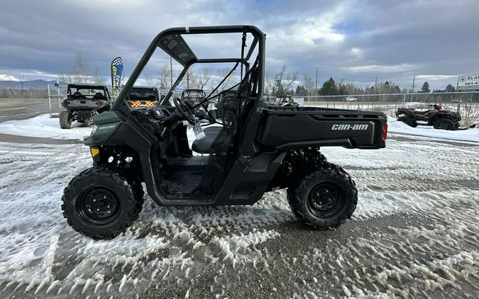 2024 Can-Am® Defender HD9