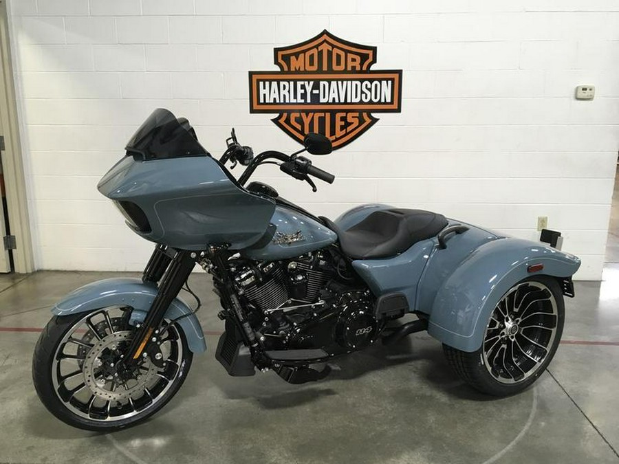 2024 Harley-Davidson® FLTRT - Road Glide® 3