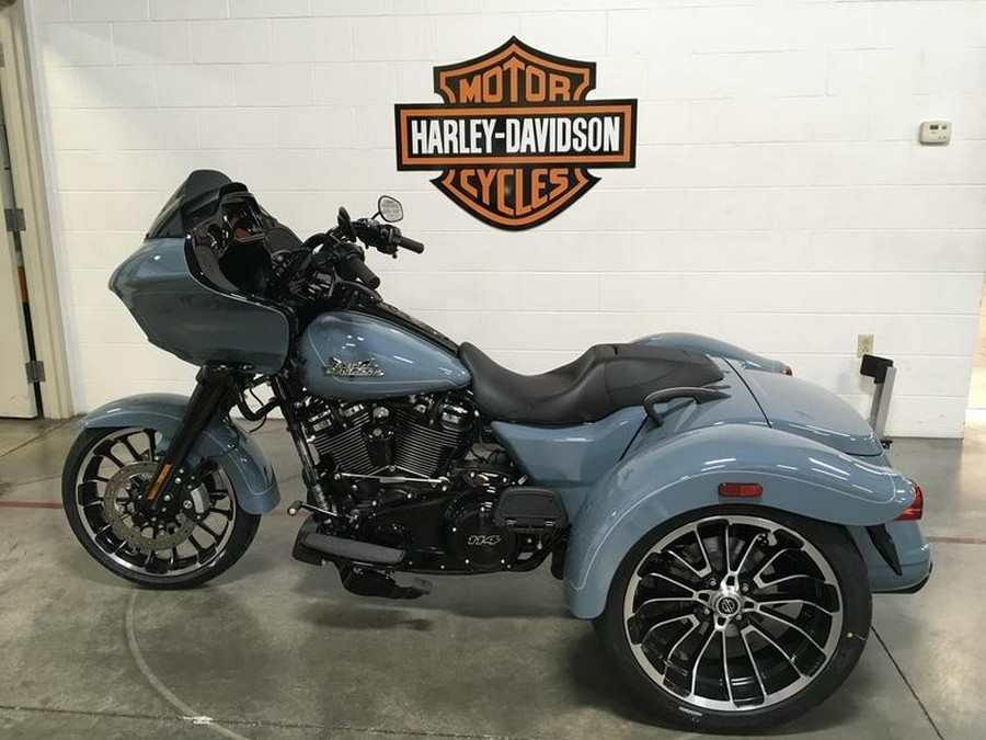 2024 Harley-Davidson® FLTRT - Road Glide® 3