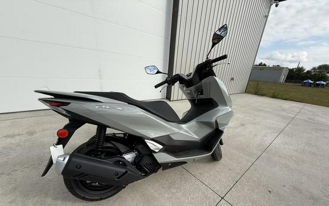 2025 Honda® PCX