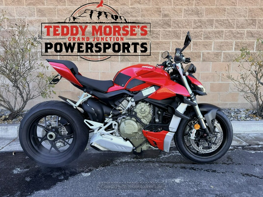 2022 Ducati Streetfighter V4