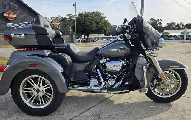 2022 Harley-Davidson® FLHTCUTG - Tri Glide® Ultra