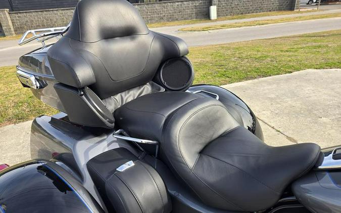 2022 Harley-Davidson® FLHTCUTG - Tri Glide® Ultra