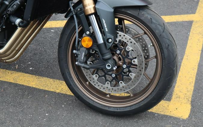 2025 Honda CB750 Hornet Base