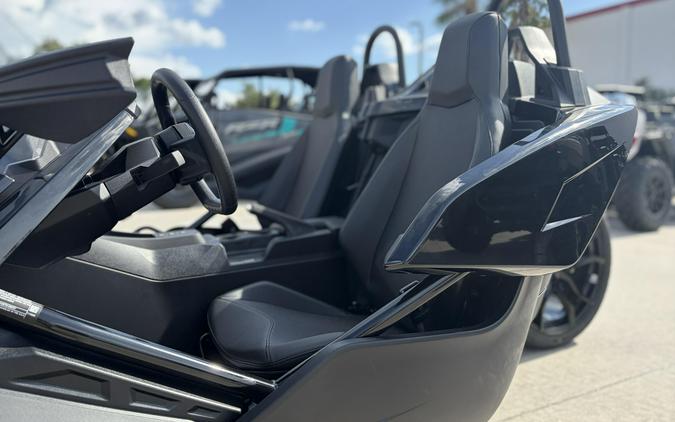 2026 Slingshot R AUTO DRIVE