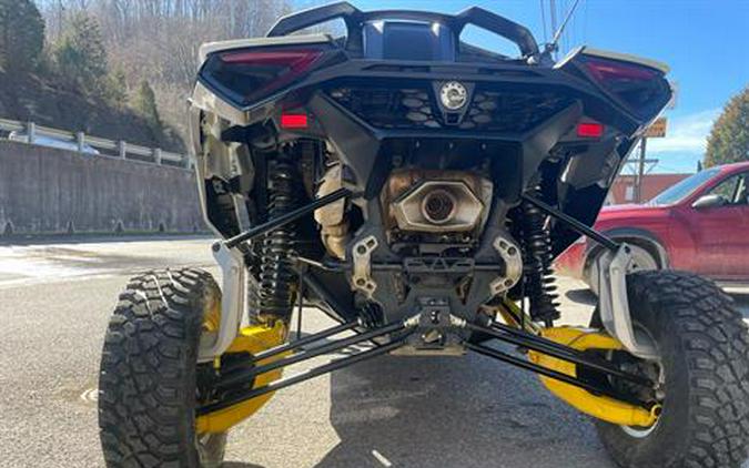 2024 Can-Am Maverick R 999T DCT