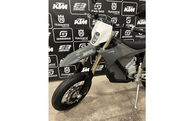 2026 Varg SM 80 HP - Stark Future