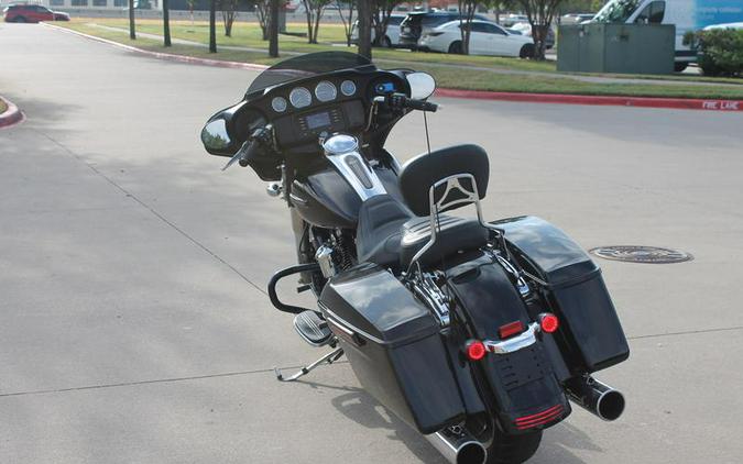 2017 Harley-Davidson® FLHX - Street Glide®