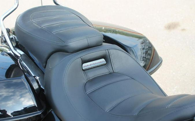2017 Harley-Davidson® FLHX - Street Glide®