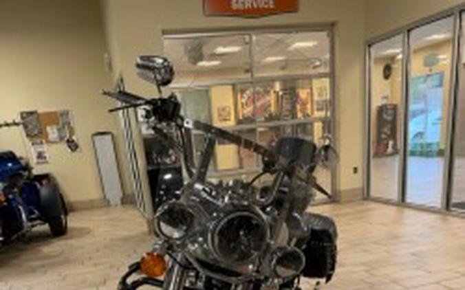 2004 Harley-Davidson FLSTC/FLSTCI Heritage Softail® Classic
