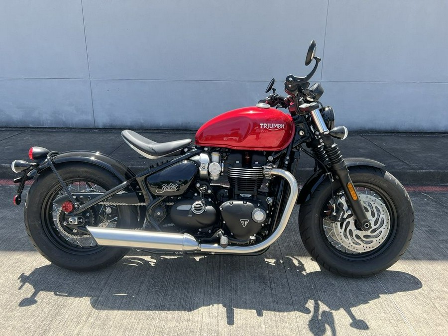 2024 Triumph Bonneville Bobber Red Hopper